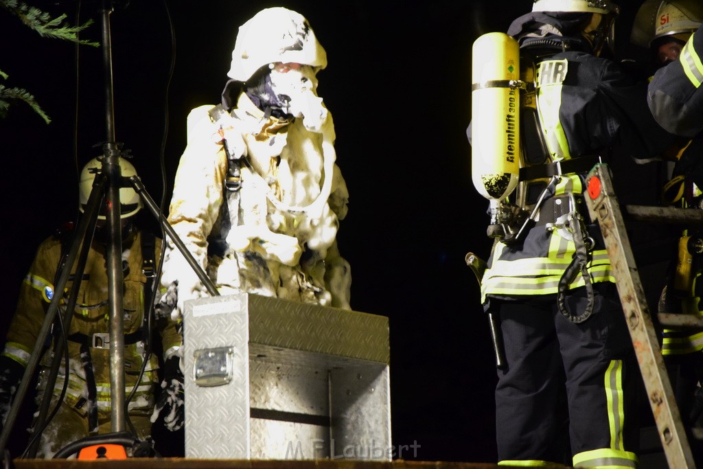 Grossfeuer Einfamilienhaus Siegburg Muehlengrabenstr P0389.JPG - Miklos Laubert